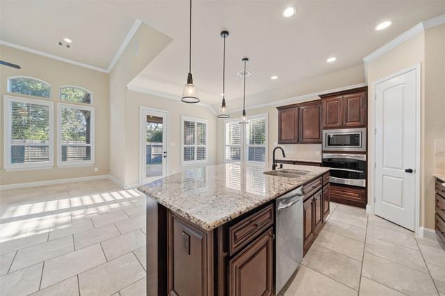 78 Lindenberry Circle, Spring, TX 77389