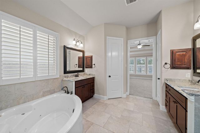 78 Lindenberry Circle, Spring, TX 77389