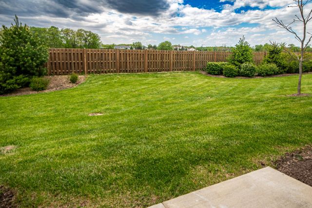 2049 Stuttle Road, Batavia, IL 60510