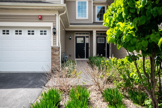 2049 Stuttle Road, Batavia, IL 60510