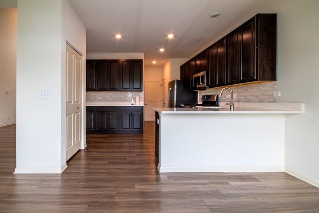 2049 Stuttle Road, Batavia, IL 60510