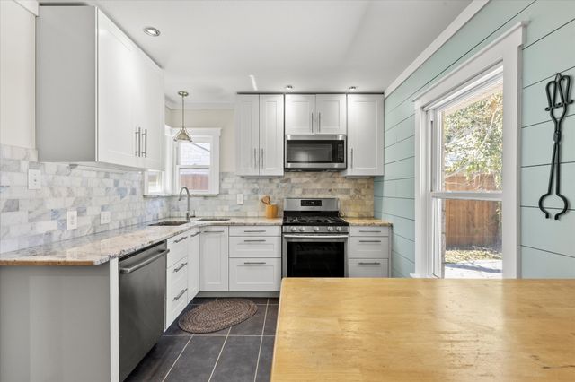 2919 Maple Springs Boulevard, Dallas, TX 75235