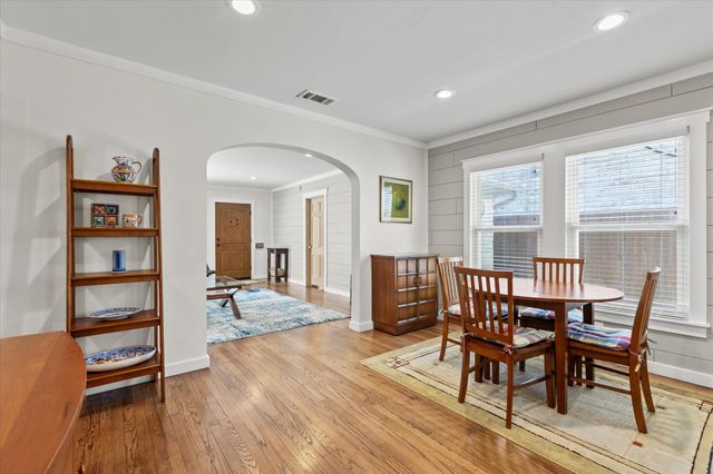 2919 Maple Springs Boulevard, Dallas, TX 75235