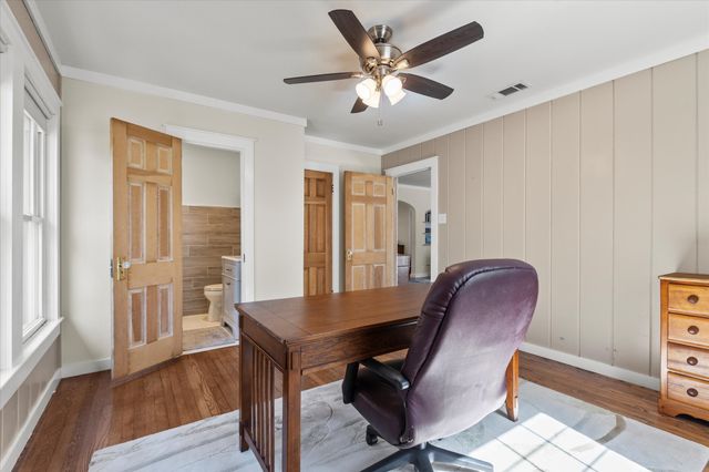 2919 Maple Springs Boulevard, Dallas, TX 75235