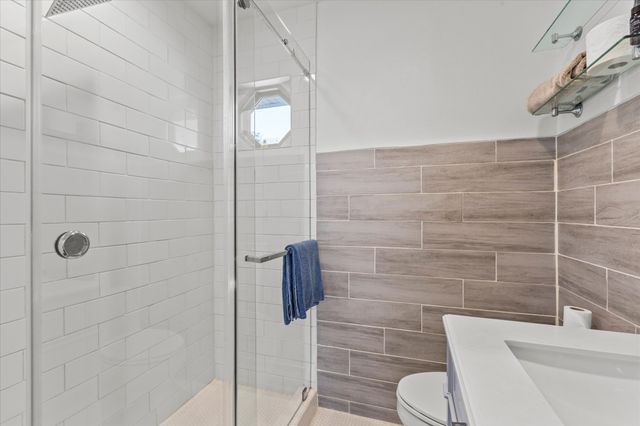 2919 Maple Springs Boulevard, Dallas, TX 75235