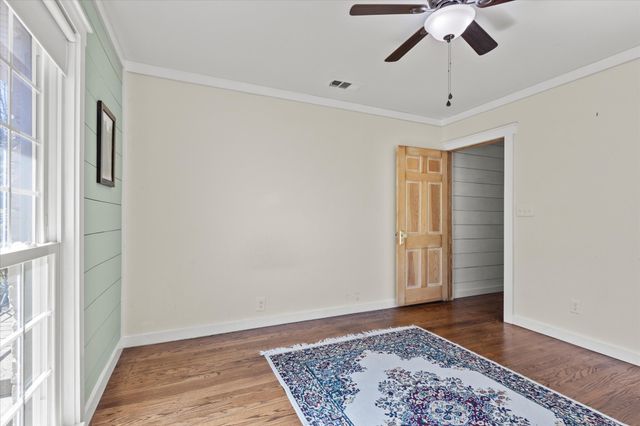 2919 Maple Springs Boulevard, Dallas, TX 75235