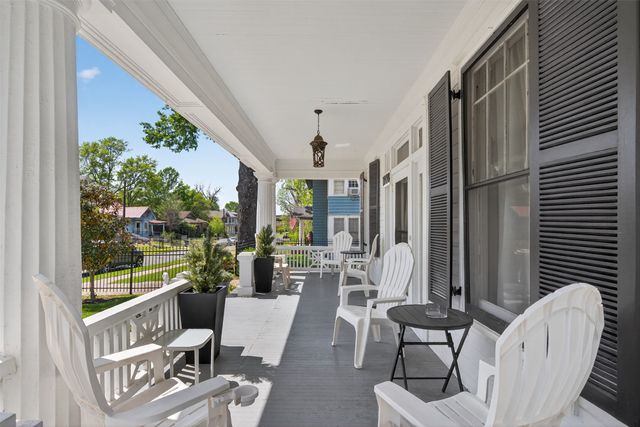 1038 College Street, Shreveport, LA 71104