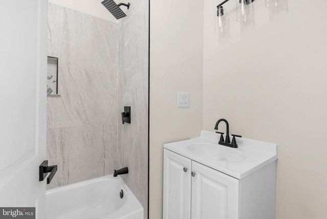 4288 VIOLA ST, Philadelphia, PA 19104