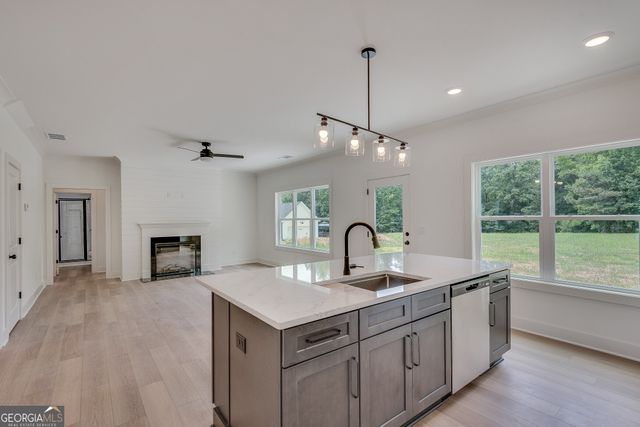 380 Pitts Chapel Road, Newborn, GA 30056