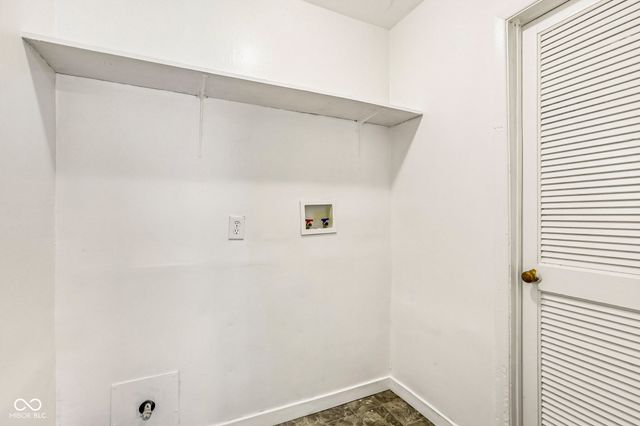 1822 W 10th Street, Indianapolis, IN 46222