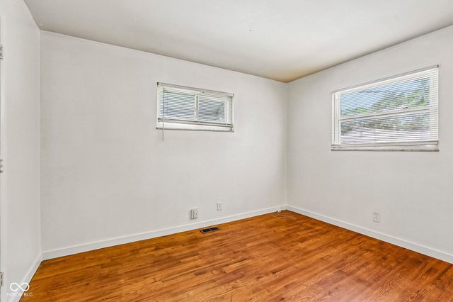 1822 W 10th Street, Indianapolis, IN 46222