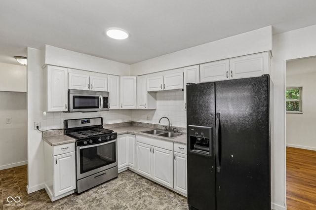1822 W 10th Street, Indianapolis, IN 46222