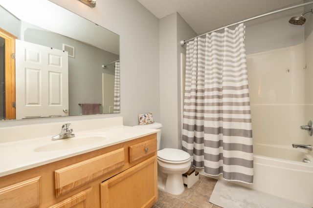 501 French Lane, Dundas, MN 55019