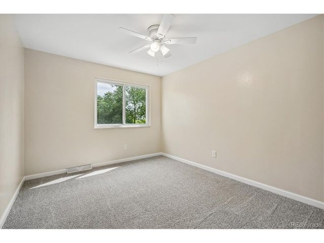 7700 W Glasgow Pl 18B, Littleton, CO 80128