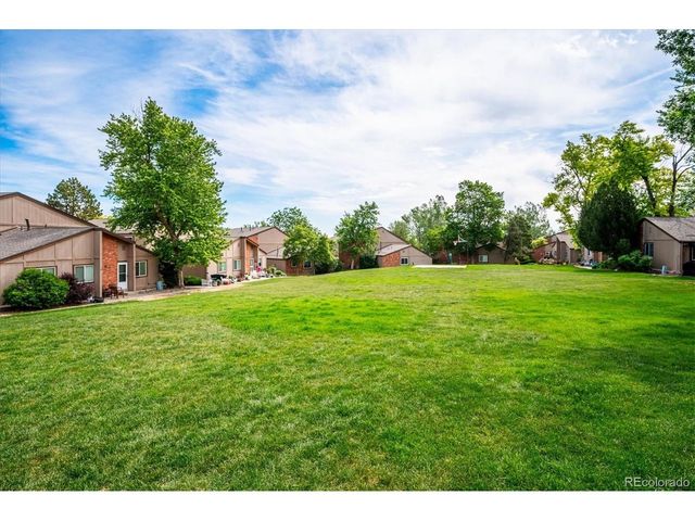 7700 W Glasgow Pl 18B, Littleton, CO 80128
