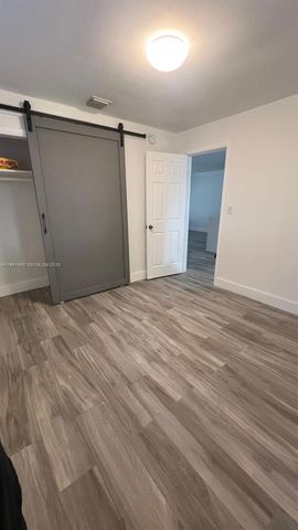 6551 Scott St, Hollywood, FL 33024