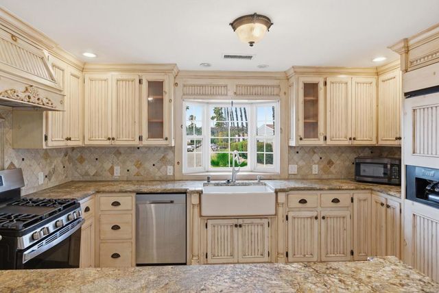 14009 Eastern Street, Poway, CA 92064