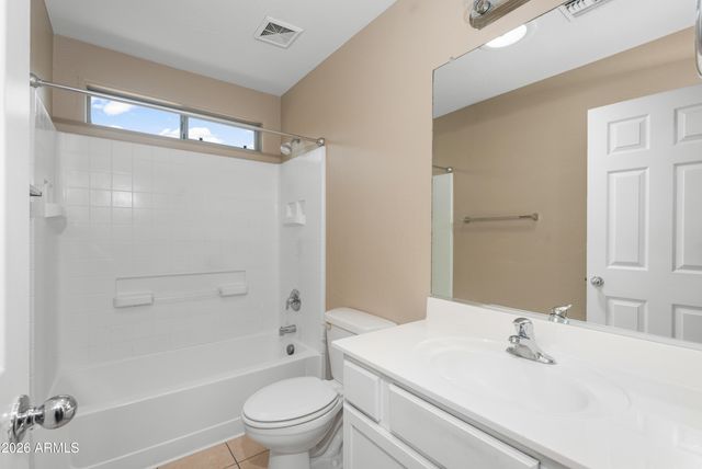 900 W BROADWAY Avenue 82, Apache Junction, AZ 85120