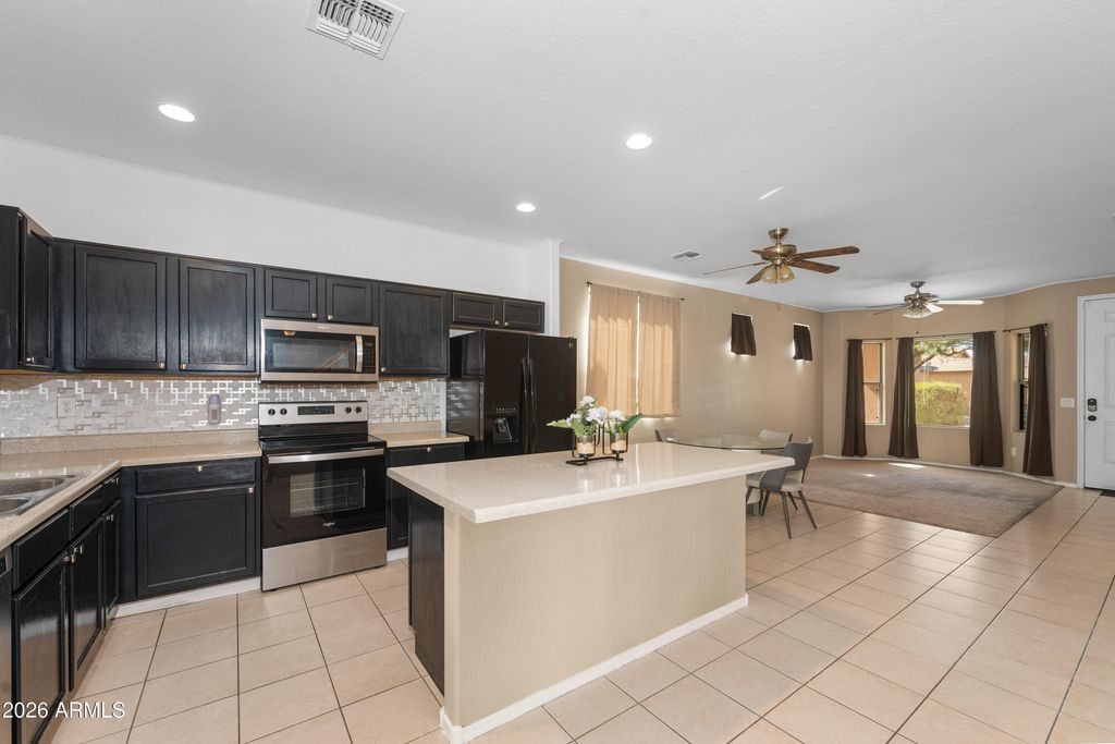 900 W BROADWAY Avenue 82, Apache Junction, AZ 85120 — photo 2