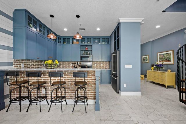 12 SE 1st Avenue 302, Delray Beach, FL 33444