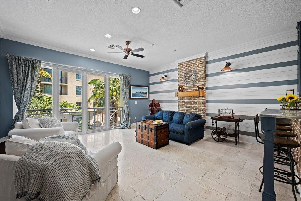 12 SE 1st Avenue 302, Delray Beach, FL 33444