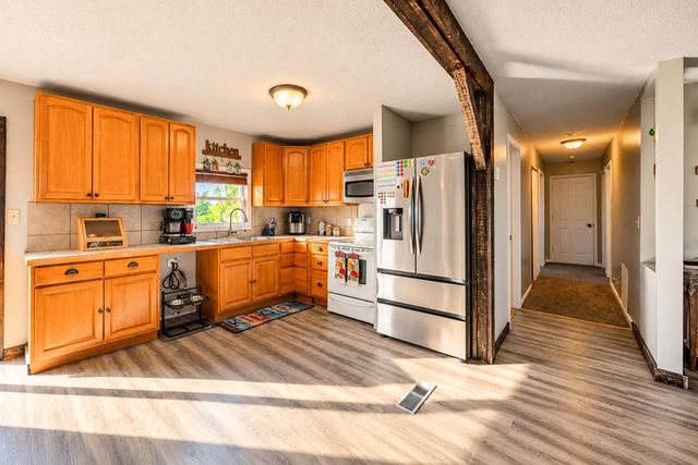 4441 S Pitchin Road, Springfield, OH 45502