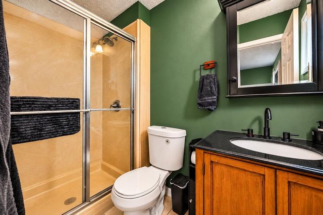 4441 S Pitchin Road, Springfield, OH 45502