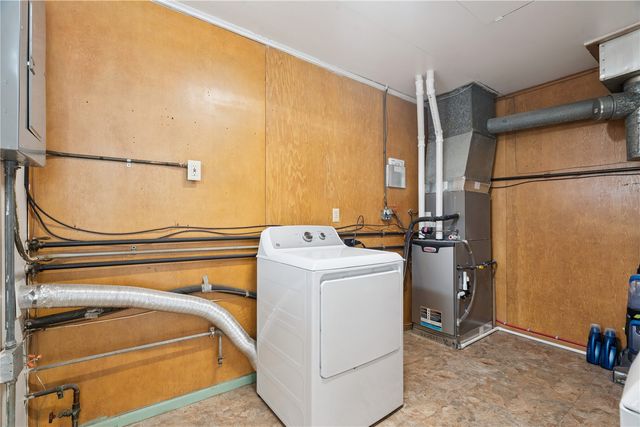 3730 H Avenue NE, Cedar Rapids, IA 52402