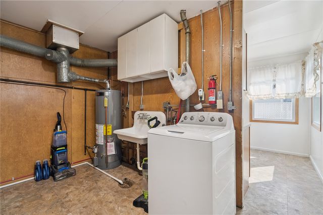 3730 H Avenue NE, Cedar Rapids, IA 52402