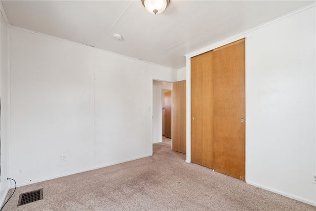 3730 H Avenue NE, Cedar Rapids, IA 52402