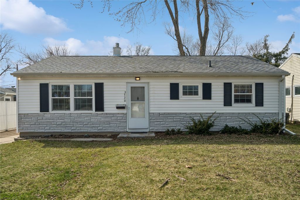 3730 H Avenue NE, Cedar Rapids, IA 52402