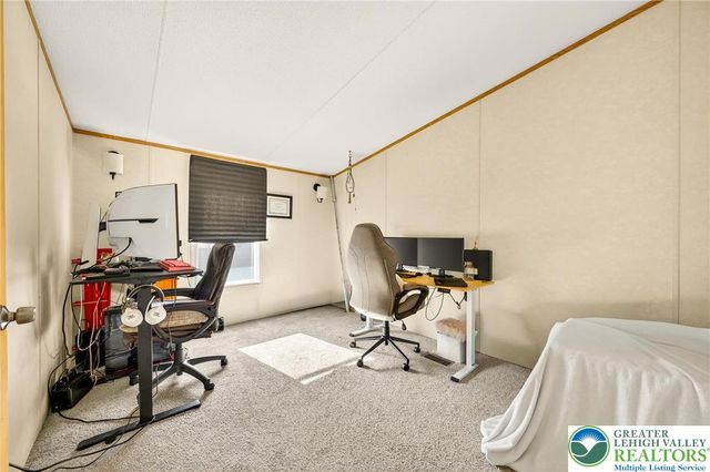 196 Fawn Meadow Court, East Allen Twp, PA 18014