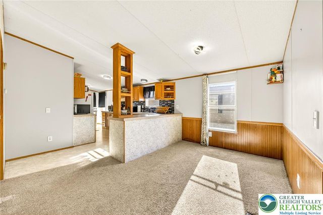 196 Fawn Meadow Court, East Allen Twp, PA 18014