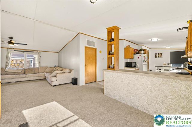 196 Fawn Meadow Court, East Allen Twp, PA 18014