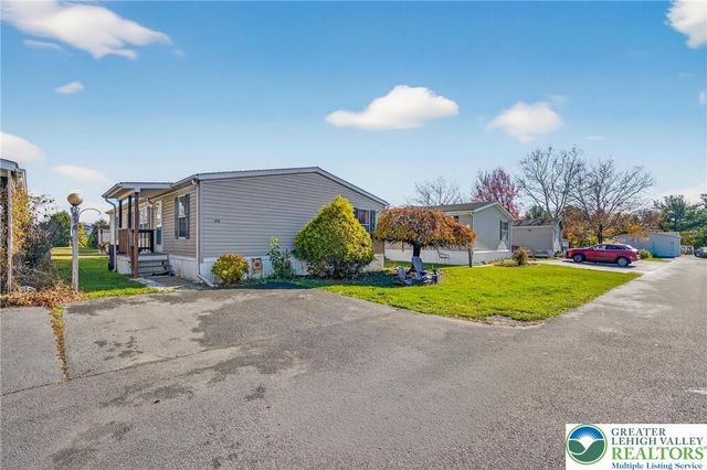 196 Fawn Meadow Court, East Allen Twp, PA 18014