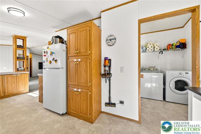 196 Fawn Meadow Court, East Allen Twp, PA 18014