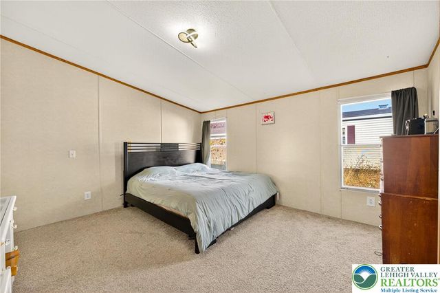 196 Fawn Meadow Court, East Allen Twp, PA 18014