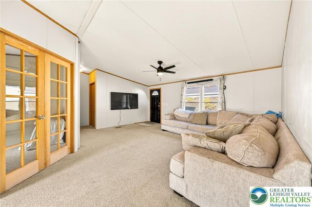 196 Fawn Meadow Court, East Allen Twp, PA 18014