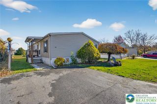 196 Fawn Meadow Court, East Allen Twp, PA 18014