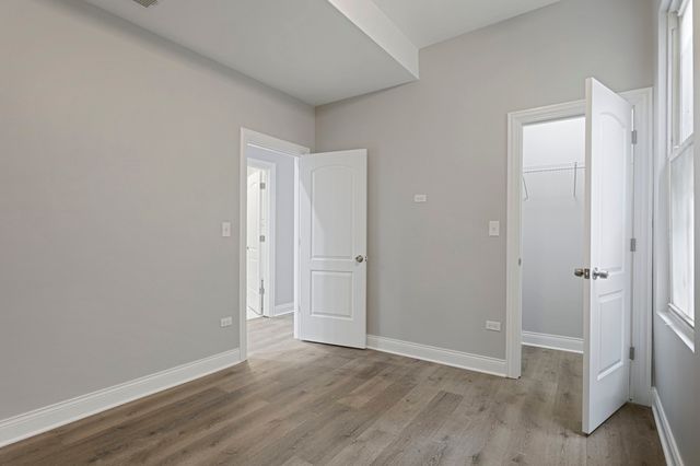 2714 W Polk Street 2, Chicago, IL 60612