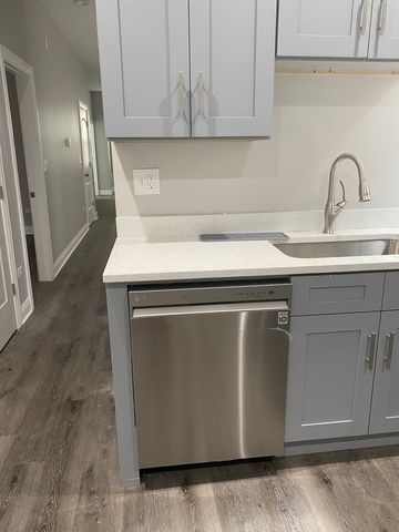 2714 W Polk Street 2, Chicago, IL 60612