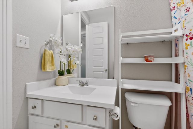 3825 Primrose Drive, Aubrey, TX 76227