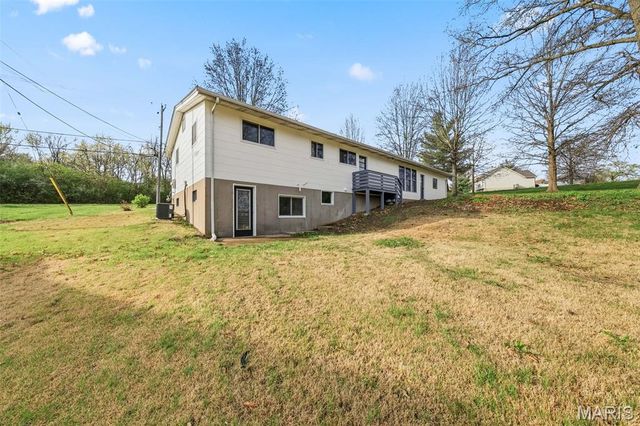 13035 Old Jamestown Road, Black Jack, MO 63033