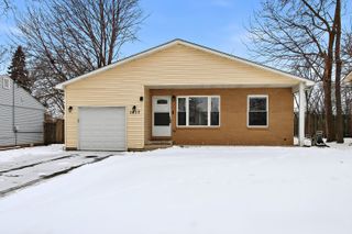 1417 Adams Street, Lake In The Hills, IL 60156
