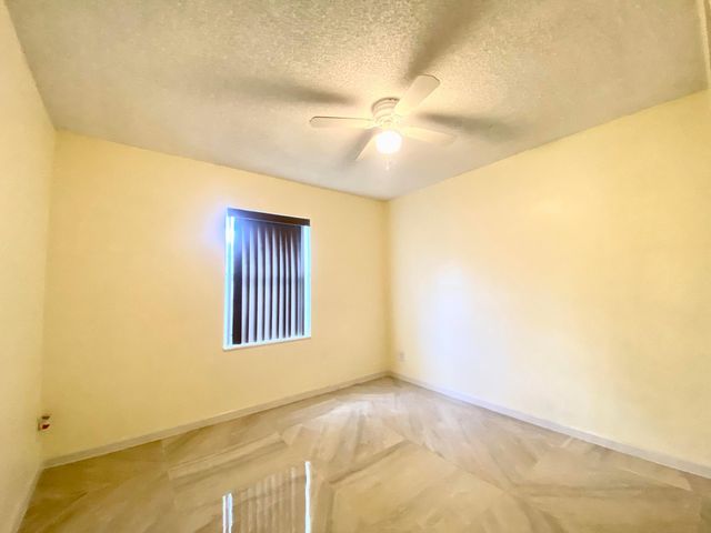 5314 Blueberry Hill Avenue, Lake Worth, FL 33463