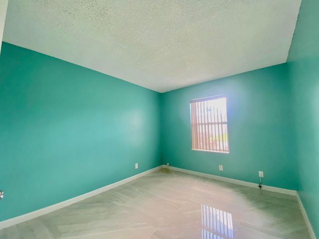 5314 Blueberry Hill Avenue, Lake Worth, FL 33463