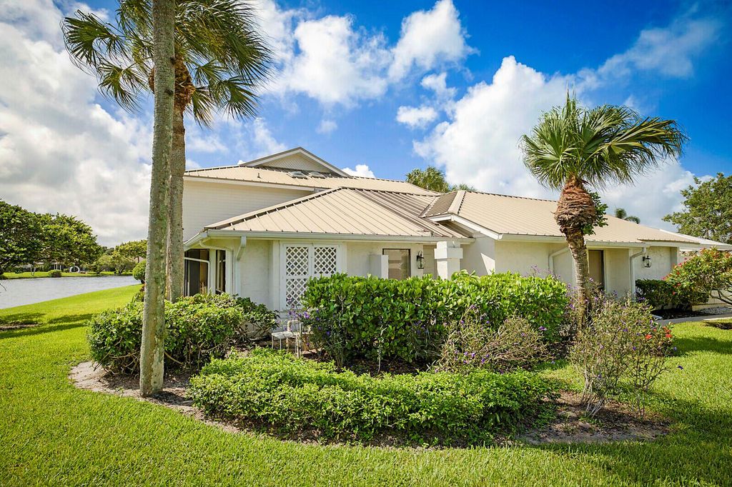 5611 SE Foxcross Place 5611, Stuart, FL 34997