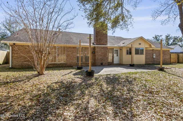 825 Bilglade Drive, Biloxi, MS 39532