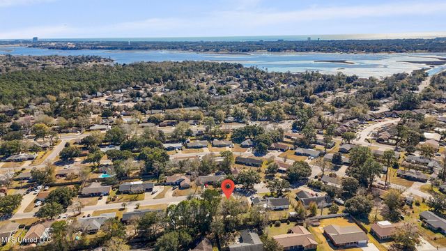 825 Bilglade Drive, Biloxi, MS 39532