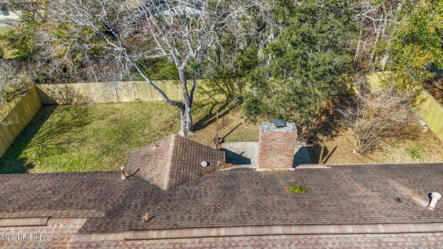 825 Bilglade Drive, Biloxi, MS 39532